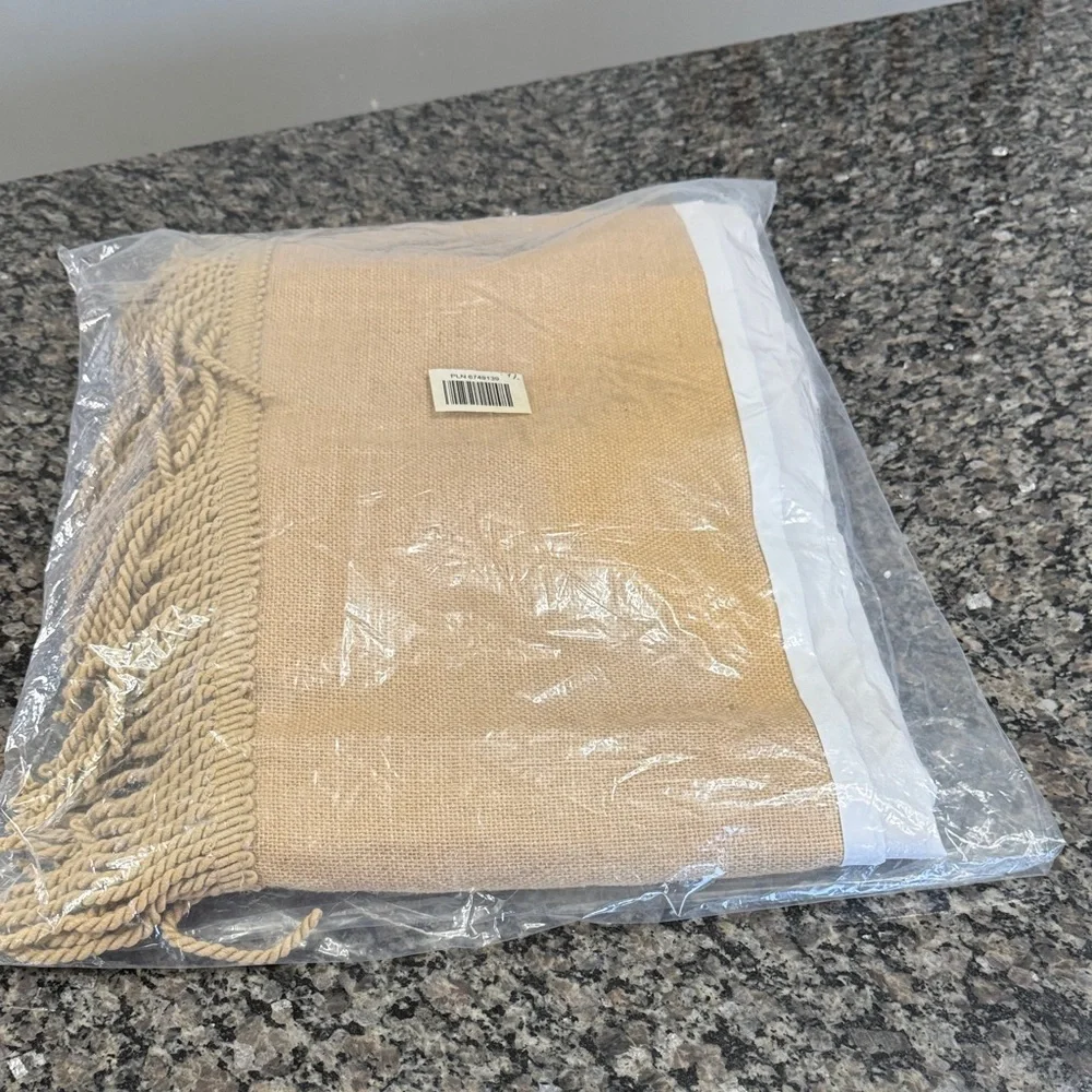 Jute Bohemian Full size bed skirt NEW